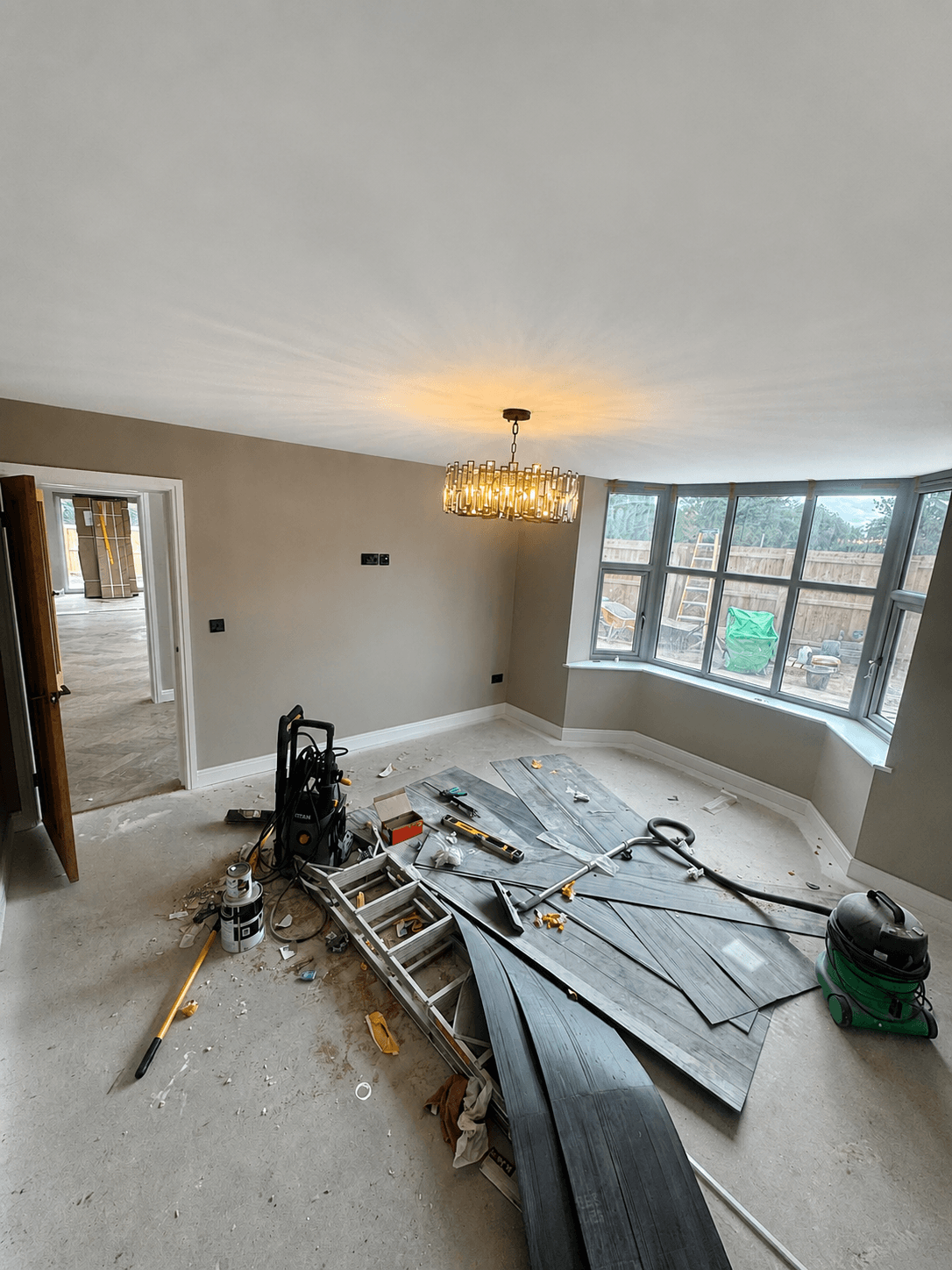 Featured decorating project photograph 4 by Windmill Decor
